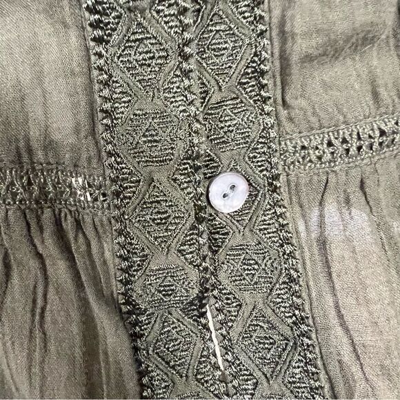 J jill olive green boho flare sleeve cotton top. Size M/L - Picture 4 of 9